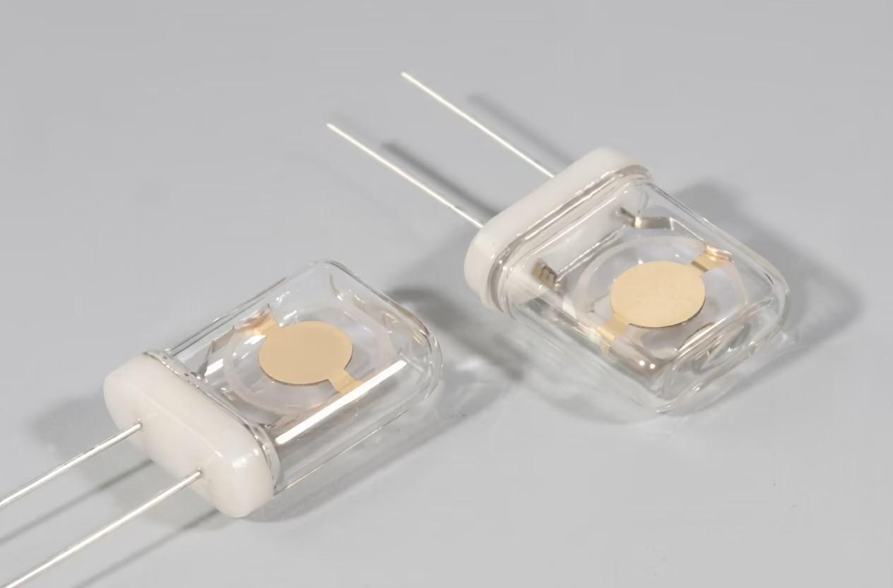 SC-Cut vs AT-Cut Quartz Crystals — What's the Difference?
